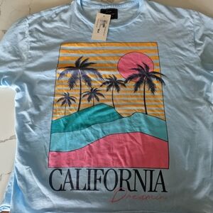 Retrobrand NWT Light Blue California Graphic Tee